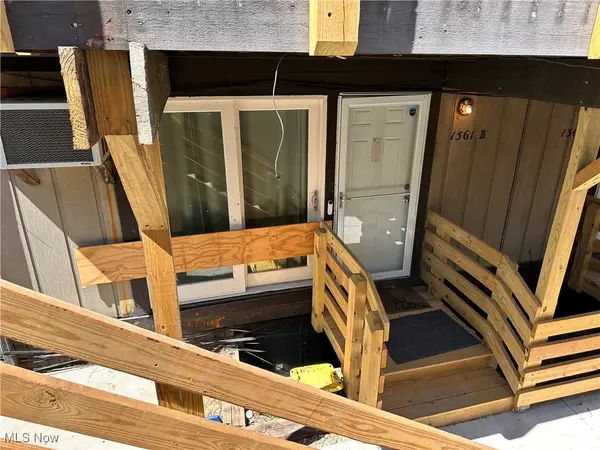 1561 Treetop Trail #B, Akron, OH 44313