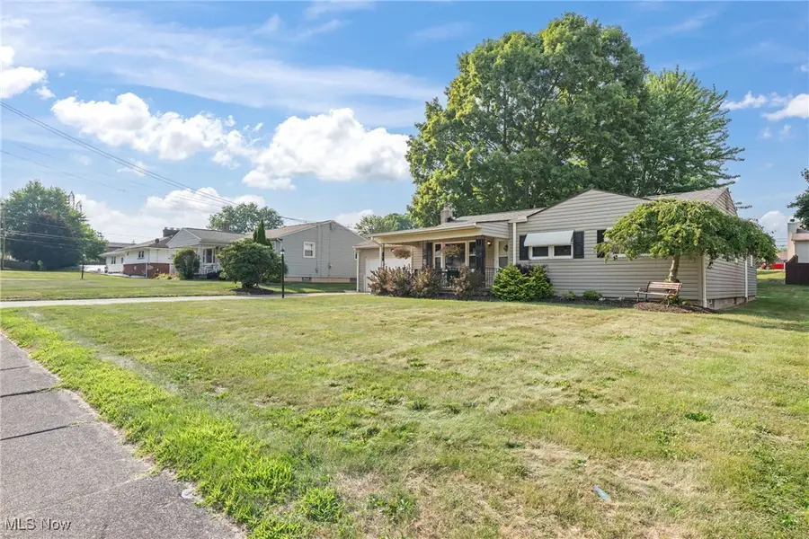 2866 Peacock Drive, Youngstown, OH 44511 - Image #3