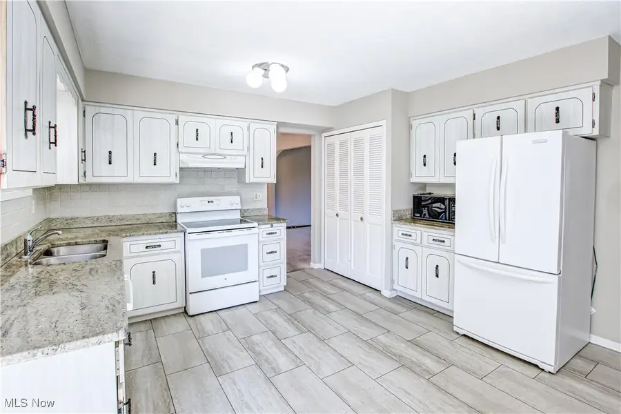 3225 Helen Drive, North Royalton, OH 44133 - Image #2