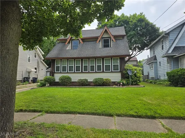 1043 Oakland Avenue, Akron, OH 44310