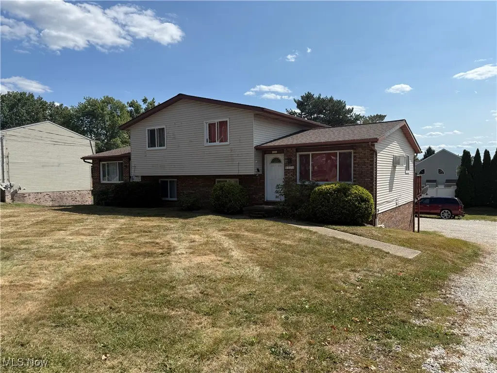 6572 Portage Nw Street, North Canton, OH 44720 - Image #1