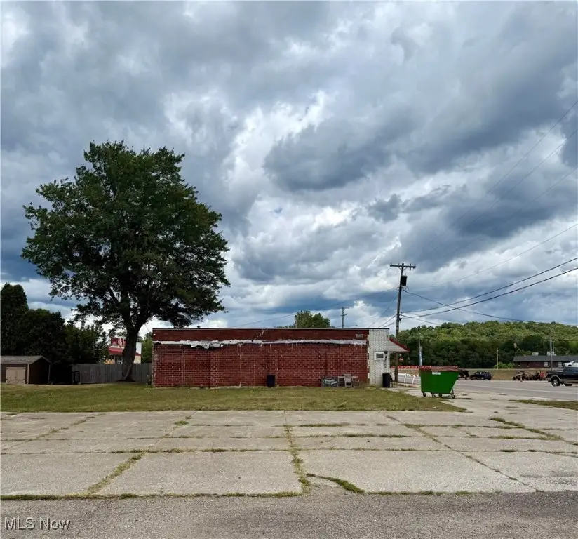 633 Wilson Street, Malvern, OH 44644 - Image #2