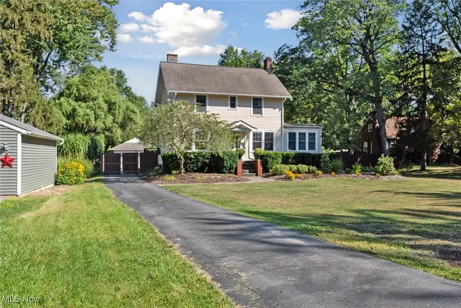 23052 Mastick Road, North Olmsted, OH 44070 - #2