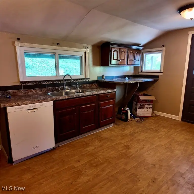 57950 Kilgore Street, Bellaire, OH 43906 - Image #3