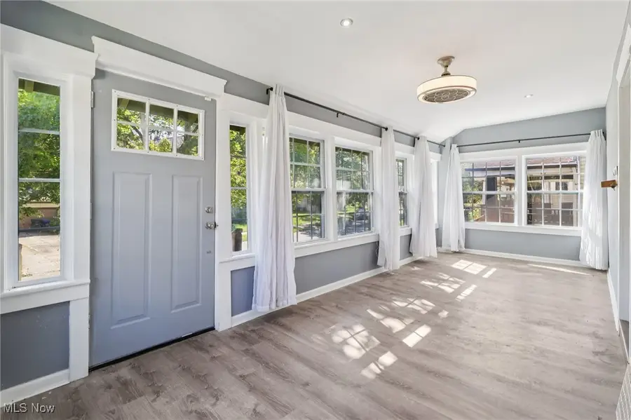 413 Crestwood Avenue, Akron, OH 44302 - Image #3