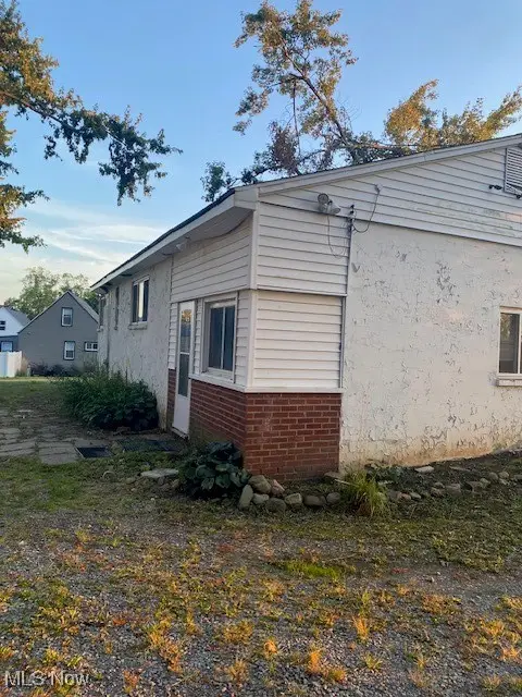 11065 Chillicothe Road, Kirtland, OH 44094 - Image #2