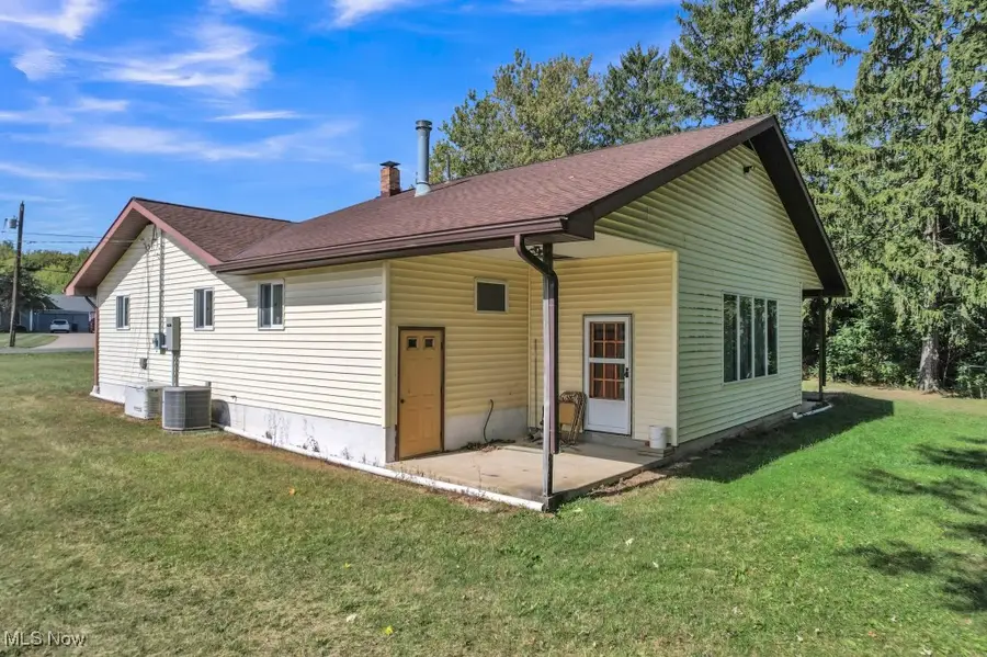 10333 West Ridge Road, Elyria, OH 44035 - Image #2