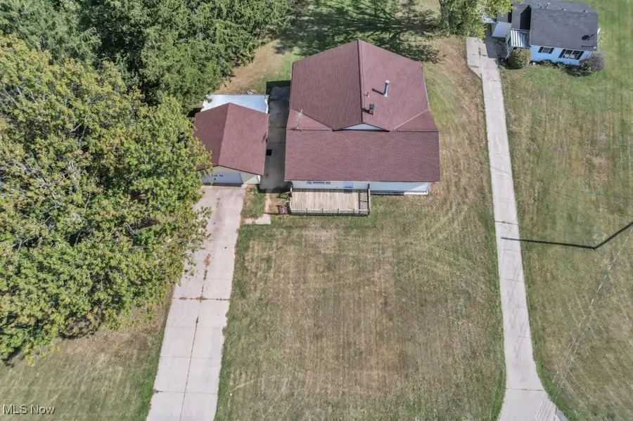 10333 West Ridge Road, Elyria, OH 44035 - Image #3
