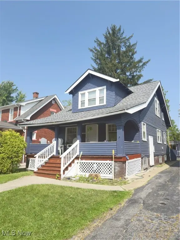 12901 Maplerow Avenue, Garfield Heights, OH 44105 - Image #2