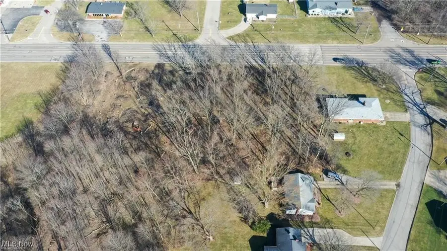 902 S Meridian Road, Austintown, OH 44509 - Image #2