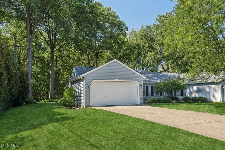 2244 Candlewood Drive, Avon, OH 44011 - Image #2