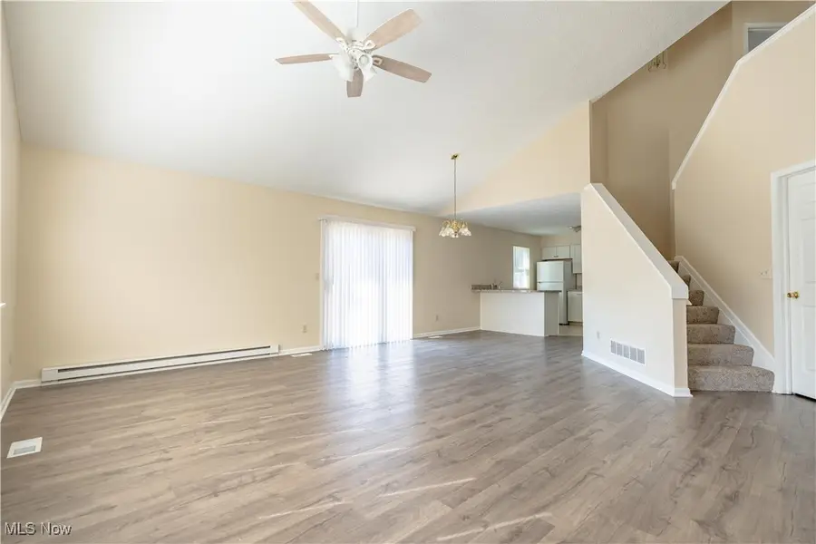 2413 Meadow Spring Circle, Akron, OH 44312 - Image #3