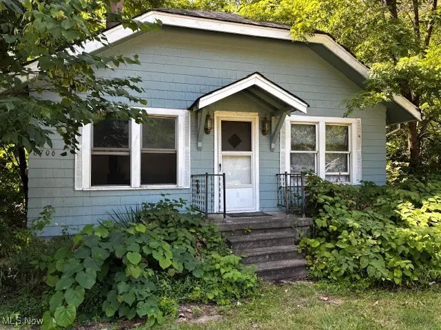 8706 Stearns Road, Olmsted Township, OH 44138 - Image #1