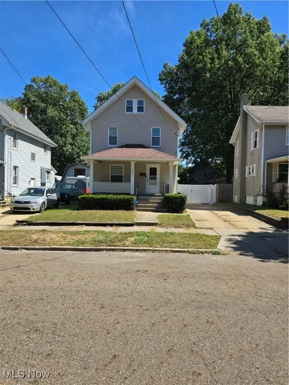 979 Neptune Avenue, Akron, OH 44301 - Image #1