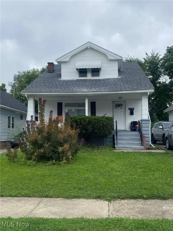 12711 Melgrove Avenue, Garfield Heights, OH 44105 - Image #1