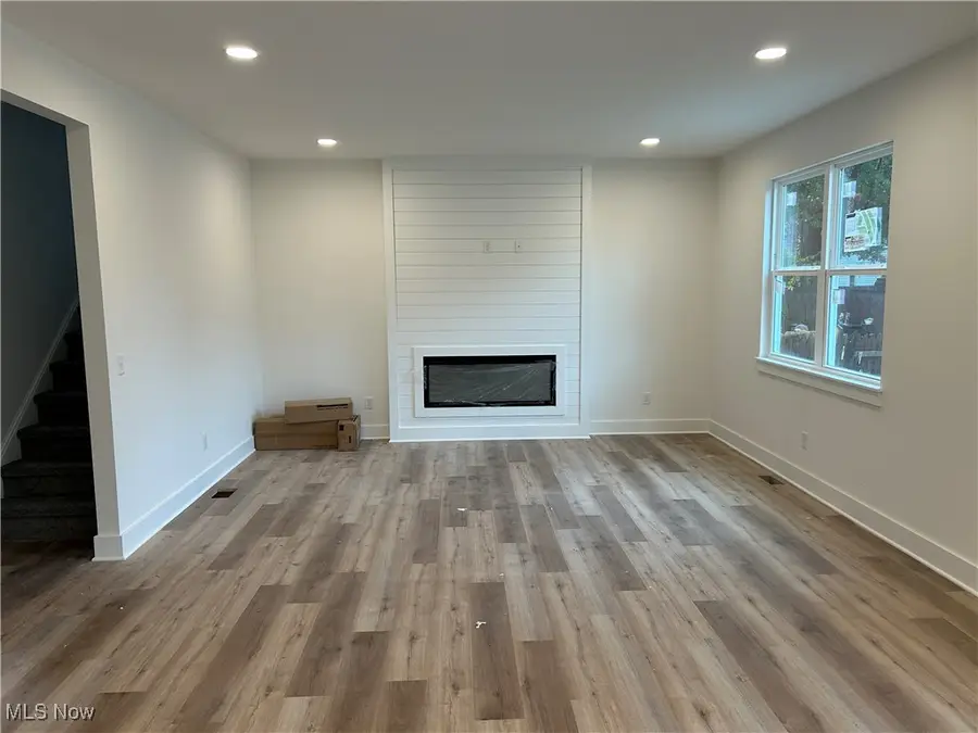 5596 Grove Avenue, Mentor, OH 44060 - Image #3