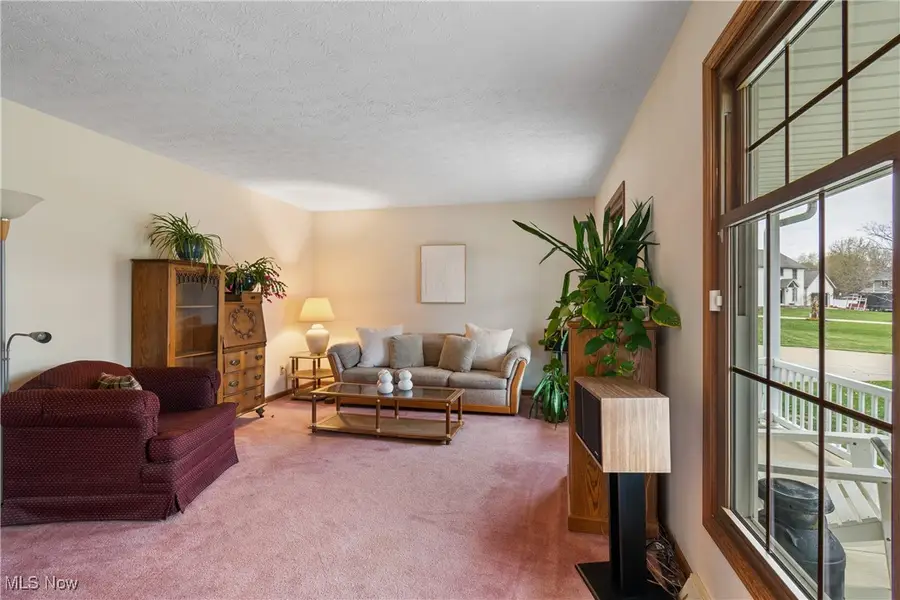 12320 Waterfall Nw Avenue, Uniontown, OH 44685 - Image #3