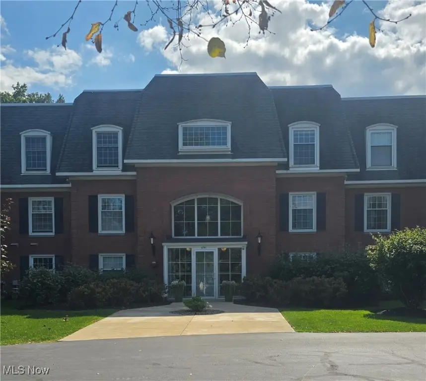 22701 Center Ridge Road #207, Rocky River, OH 44116 - Image #2