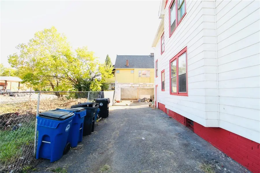 12406 Kinsman Road, Cleveland, OH 44120 - Image #3