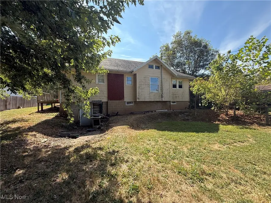 629 Triplett Street, Belmont, WV 26134 - Image #2