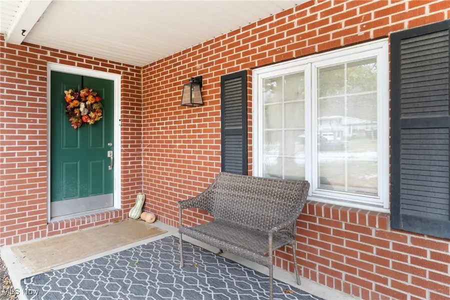 193 Fairway Drive, Akron, OH 44333 - Image #3