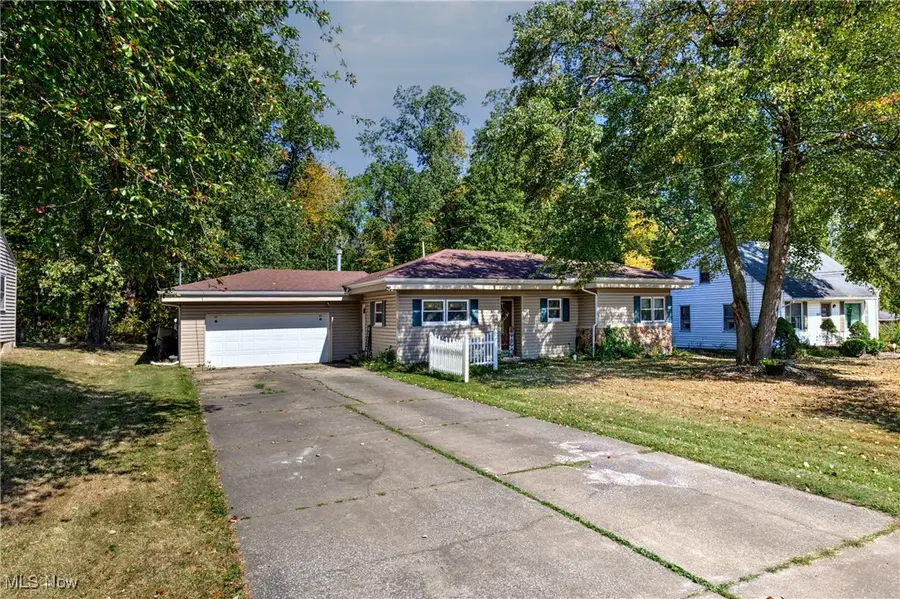 3323 Draper Se Avenue, Warren, OH 44484 - Image #2