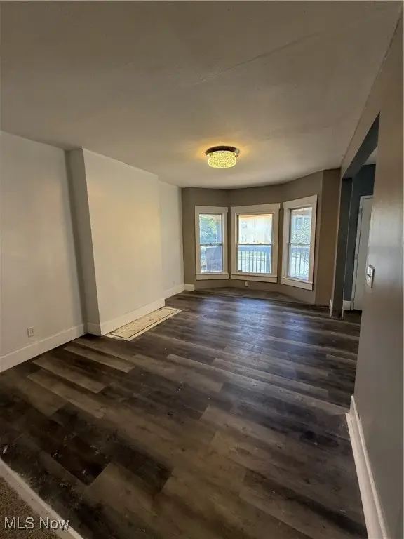 735 Parkwood Drive, Cleveland, OH 44108 - Image #3