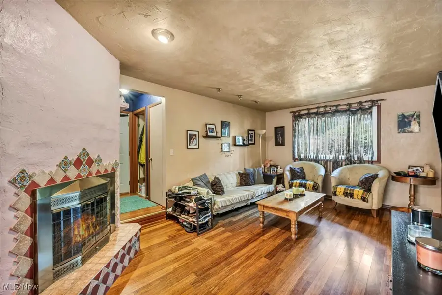 24720 Dundee Drive, Richmond Heights, OH 44143 - Image #3