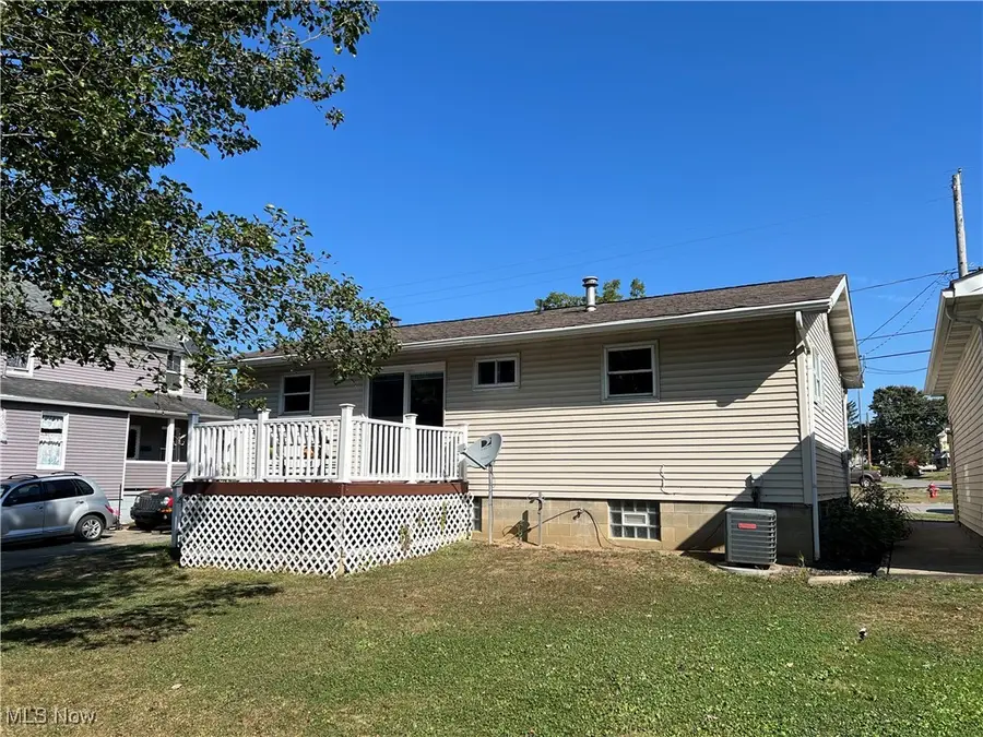 395 W Clark Street, East Palestine, OH 44413 - Image #2