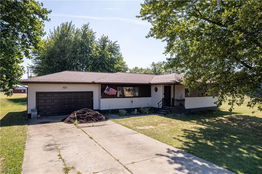 12214 Thompson Road, Vermilion, OH 44089 - Image #2