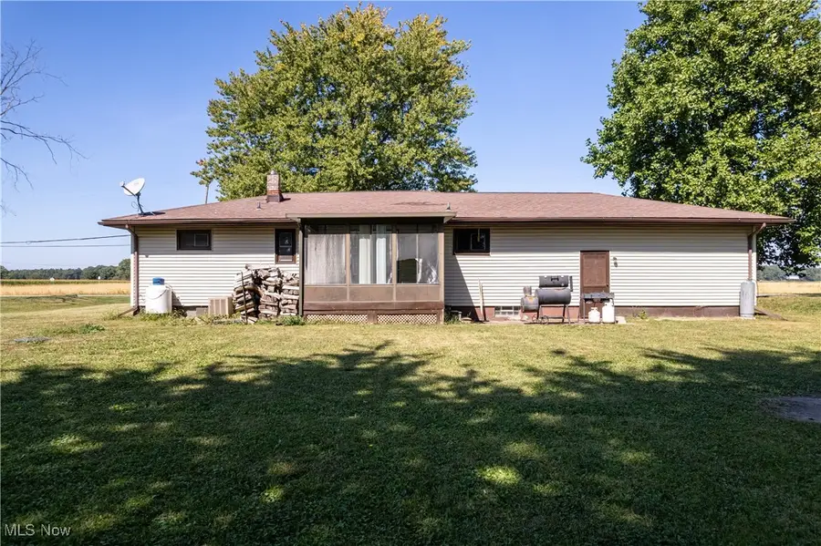 12214 Thompson Road, Vermilion, OH 44089 - Image #3