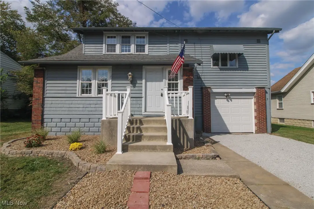 5256 Center Road, Lowellville, OH 44436 - Image #1