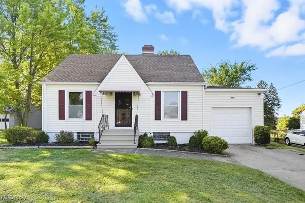 375 Hillside Road, Seven Hills, OH 44131