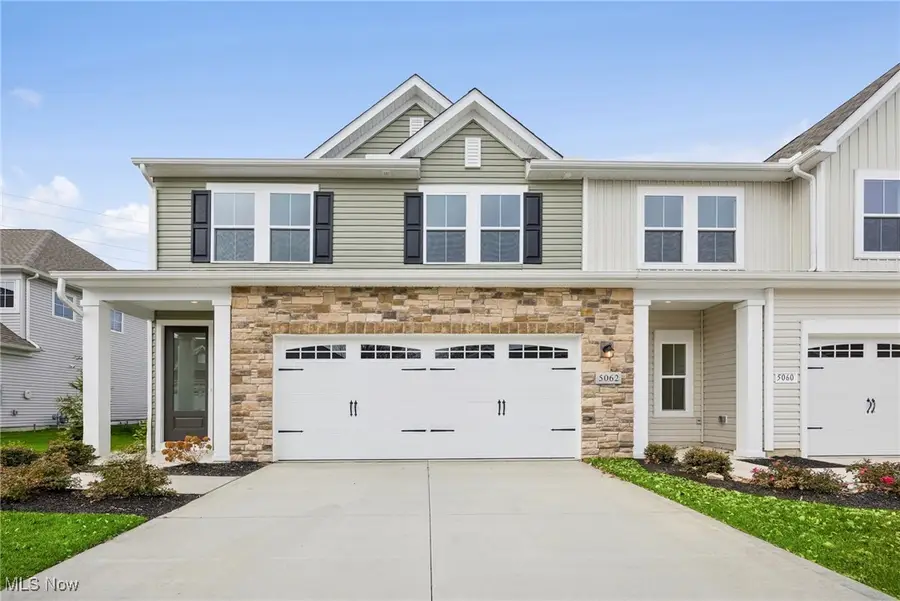 5062 Shepherds Glen, Willoughby, OH 44094 - Image #2