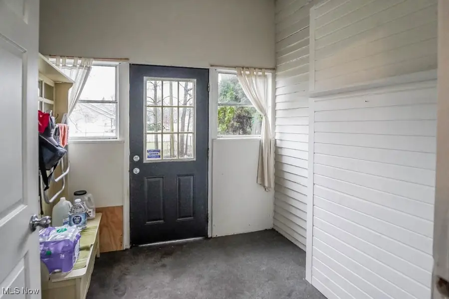 10044 Cleveland Nw Avenue, Uniontown, OH 44685 - Image #2