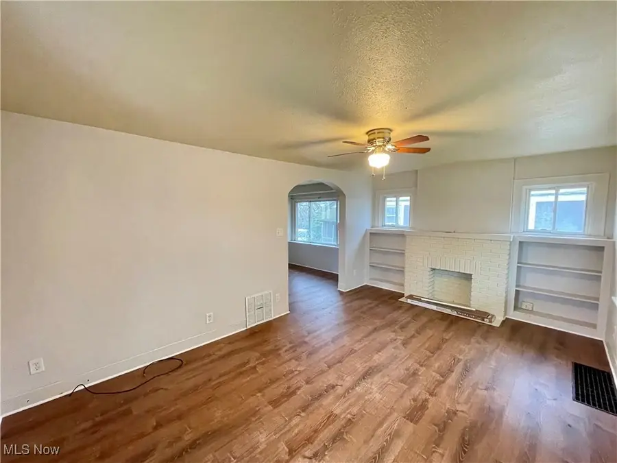 495 Elbon Avenue, Akron, OH 44306 - Image #2