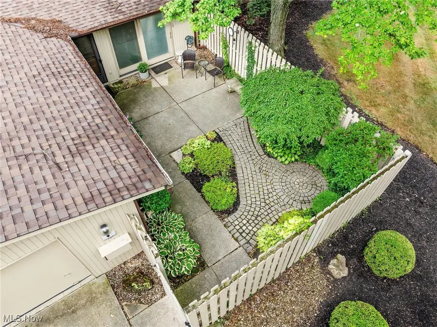 19767 Dell Drive, Strongsville, OH 44149 - Image #3