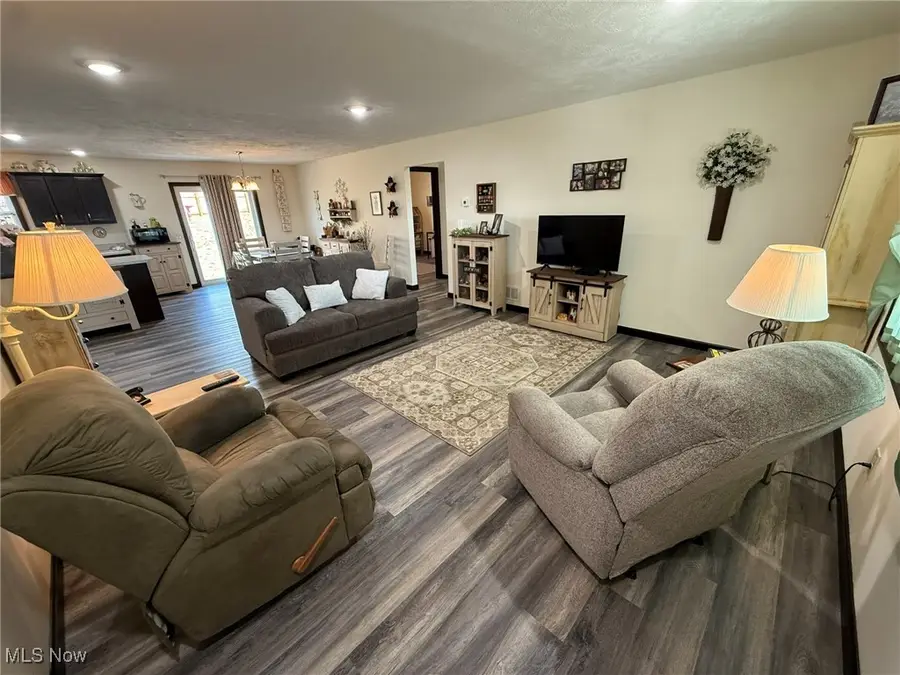 797 Glenda Ne Street, Bolivar, OH 44612 - Image #3