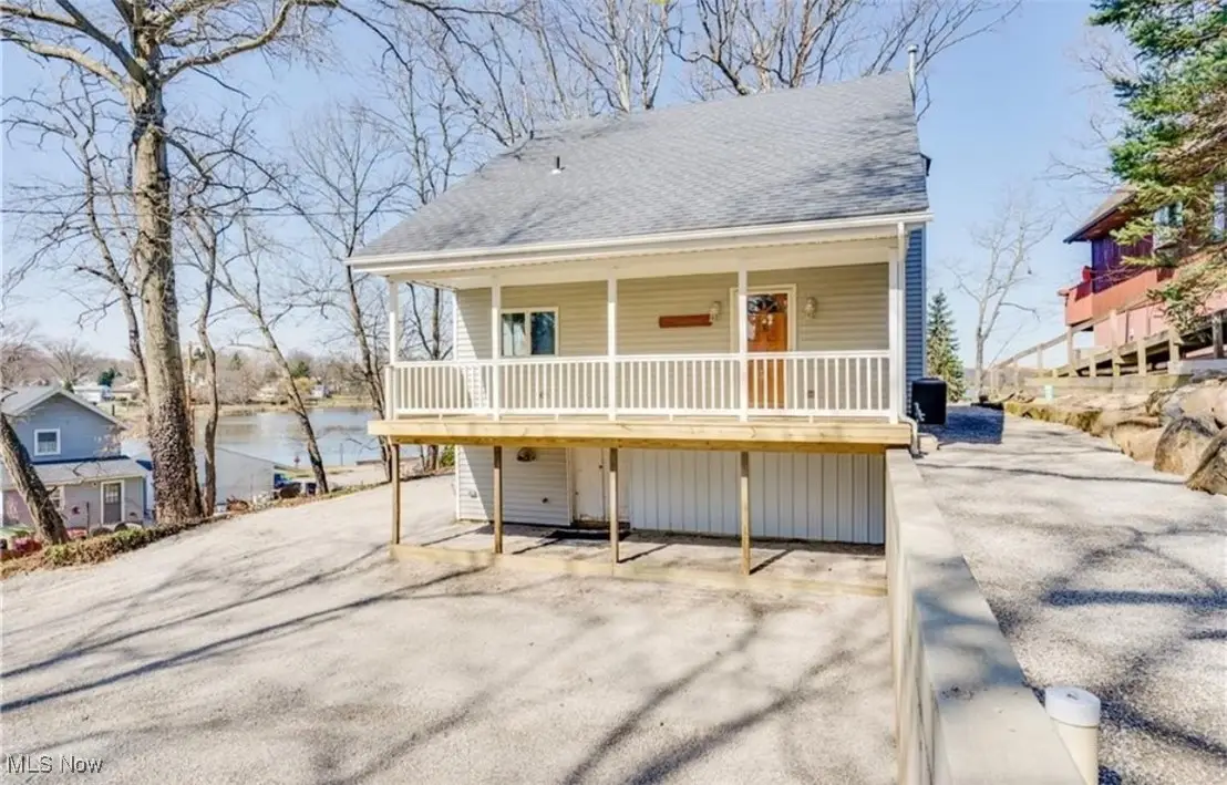 1376 Catherine Extension Avenue, Lakemore, OH 44250 - Image #1