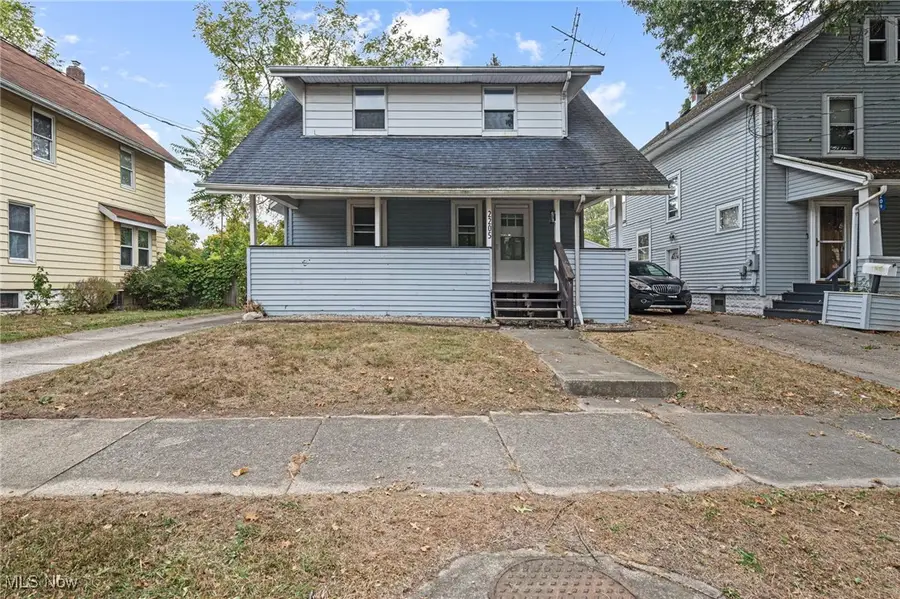 2205 26th Sw Street, Akron, OH 44314 - Image #2