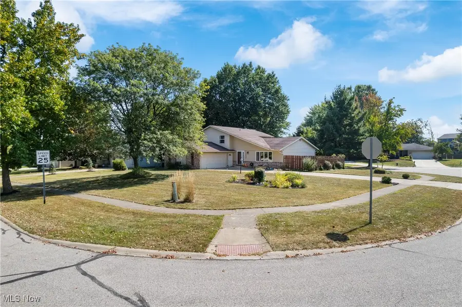12631 Pinebrook Drive, North Royalton, OH 44133 - Image #2