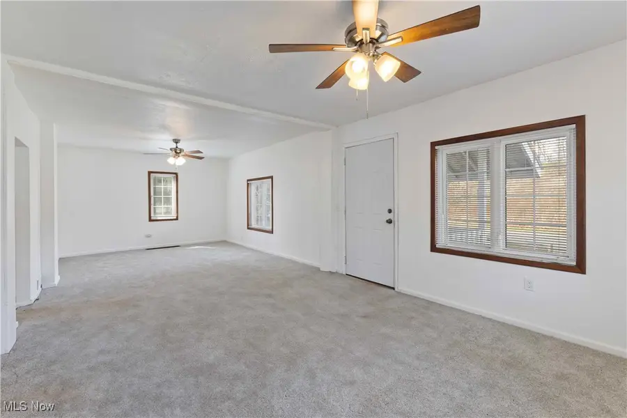 403 W Liberty Street, Girard, OH 44420 - Image #2