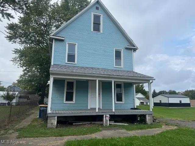 823 Richards Avenue, Ashtabula, OH 44004 - #1