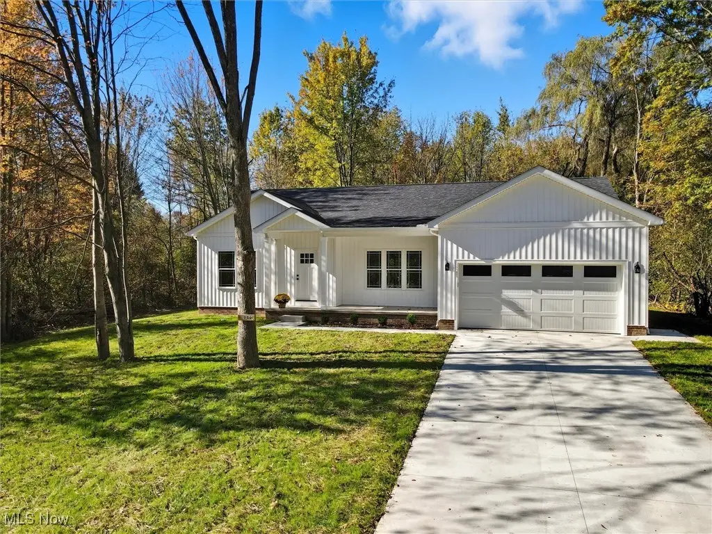 986 Evening Star Drive, Roaming Shores, OH 44085 - Image #1