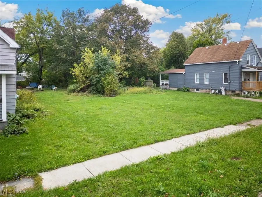 V/L 831 W 17th Street, Lorain, OH 44052 - Image #2