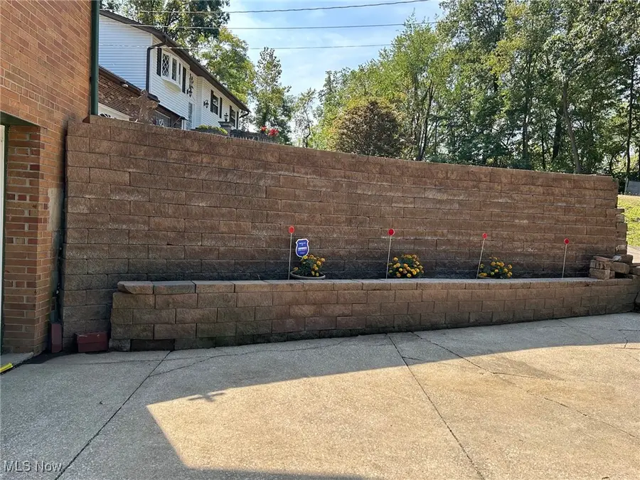 61 Leicester Drive, Akron, OH 44319 - Image #3