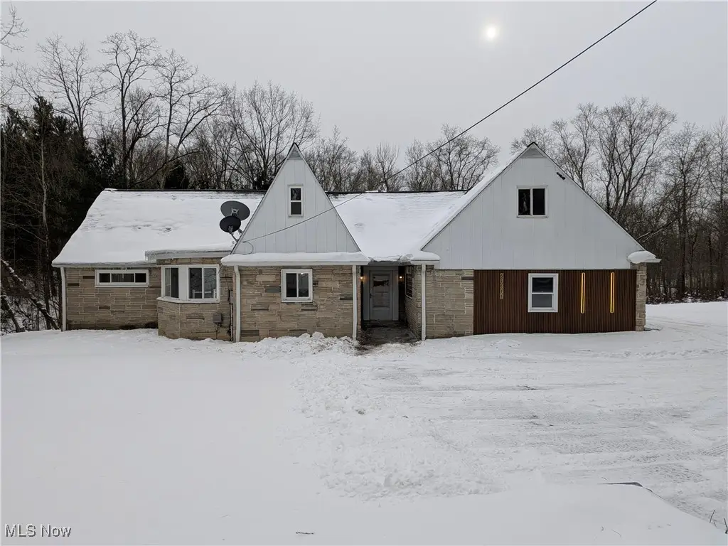 28300 Aurora Road, Solon, OH 44139 - Image #1