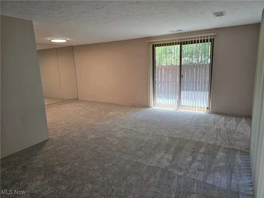 6850 Carriage Hill Drive #D54, Brecksville, OH 44141 - Image #3