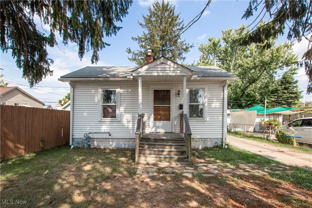 5618 Bradley Avenue, Parma, OH 44129 - #1