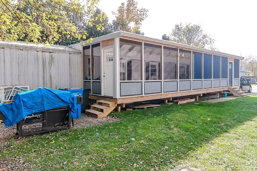 12032 Nicki Lane, Chardon, OH 44024 - Image #2